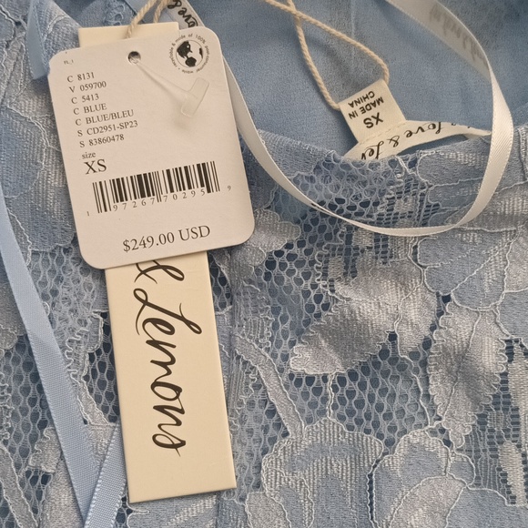 Dress - Picture 3 of 16